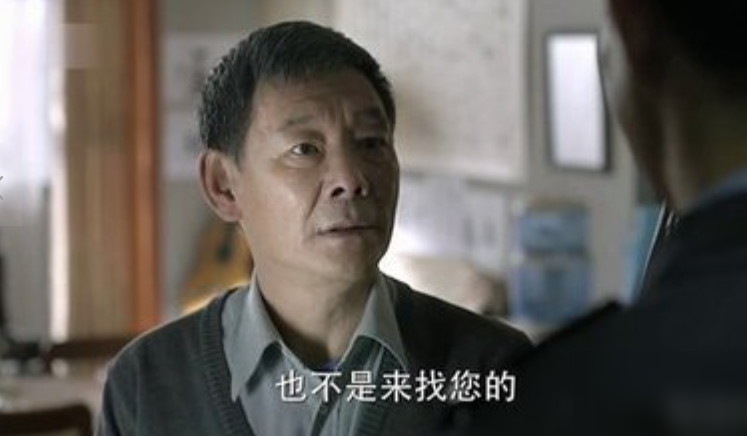 京圈大少爷,儿时拿金条搭积木,长大后低调恰似"破烂王"