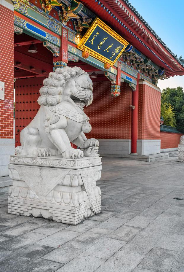 权威排行榜_2021年中国大学排行榜权威发布,前100名