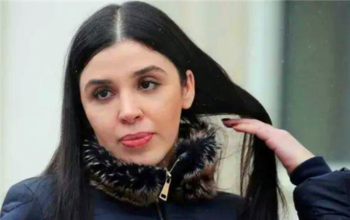 她是世界小姐也是毒枭古斯曼的妻子丈夫入狱后她做了些啥