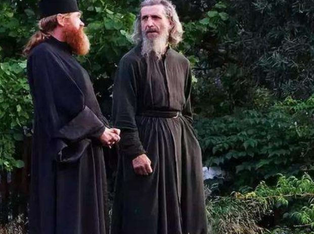 全球唯一"男人国":游客需要脱衣检查,近千年禁止女性入内