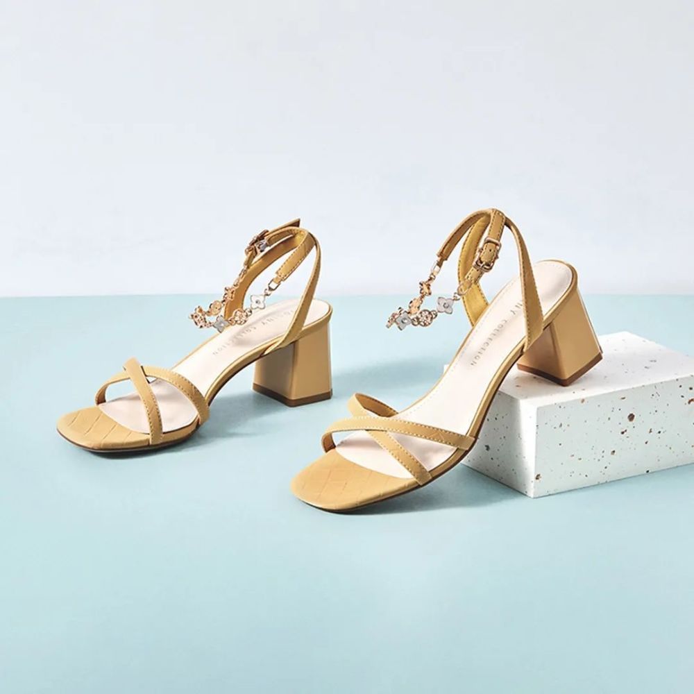 55盛典丨2021年夏季10大凉鞋爆款