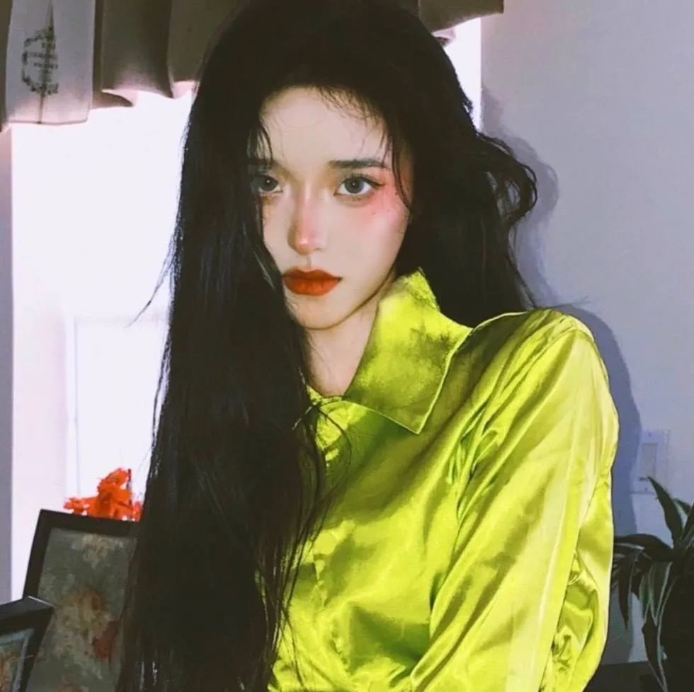 复古港风女生微信头像