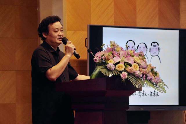 漫画家小林老师任汕头亚青会文化大使