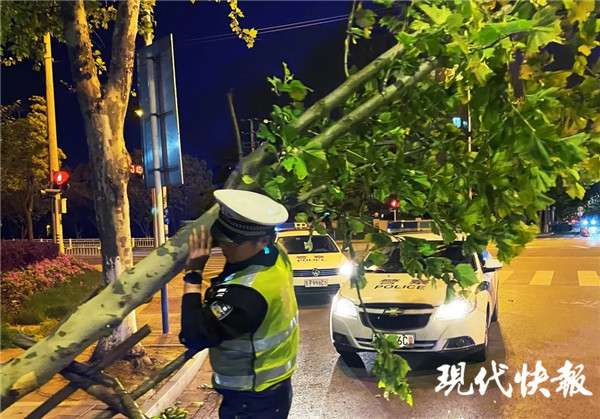 五一假期江苏高速通行秩序良好 交警提醒 返程仍需注意避开易堵路 全网搜