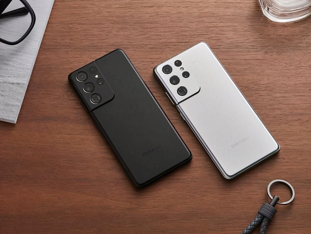 机皇上市9个月大降2500元顶级三星屏256gb存储