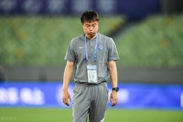 世界杯 5分钟2红！国足进世界杯功臣再次目睹中超阴暗面：1动作太无奈