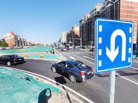 广渠路东延实施便民化改造更新恢复过街通道增加掉头路口