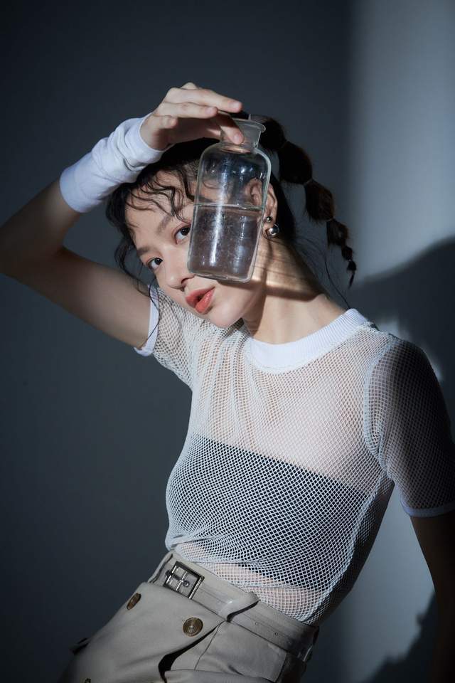 弹琴视频竟被偶像周杰伦转发点赞演员彭高唱钢琴实力爆表