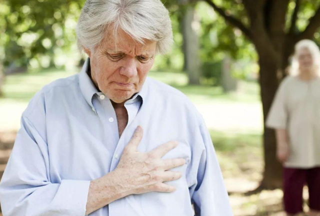 常感到焦虑,心慌胸闷怎么办?医生送你5句话,祝你早日战胜焦虑