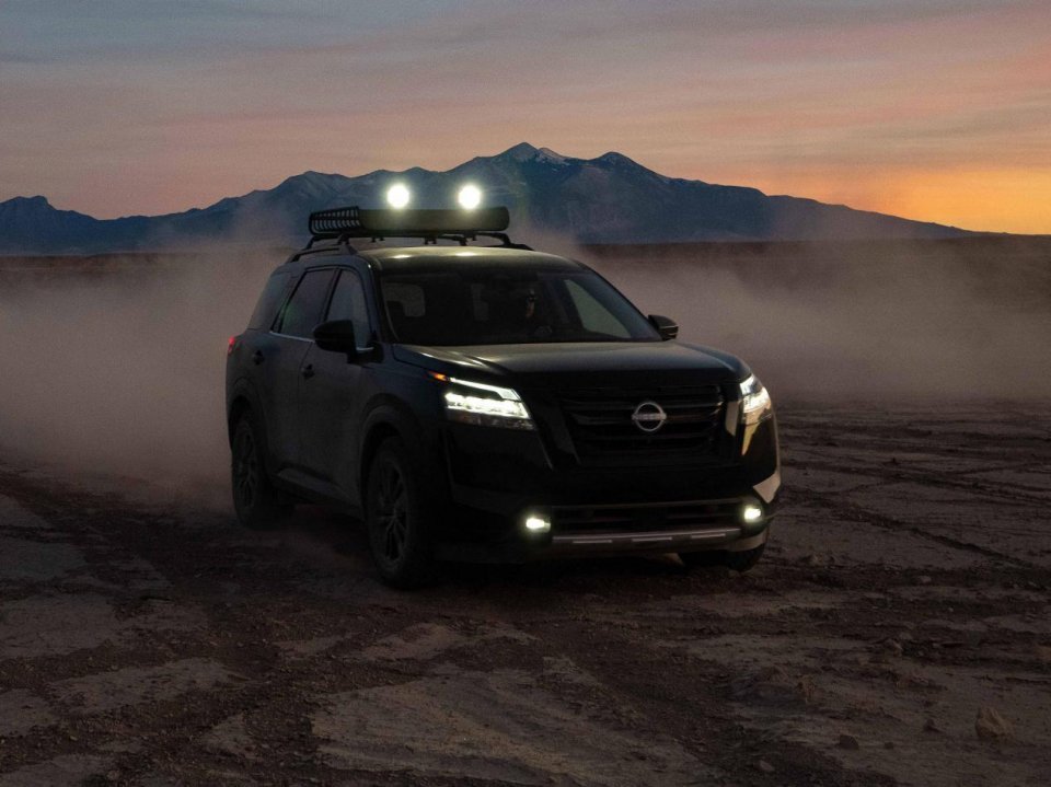 日产大七座suv pathfinder,3.5l v6 9at,看什么汉兰达?