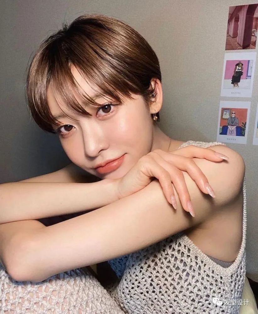 可盐可甜的短发安排起来