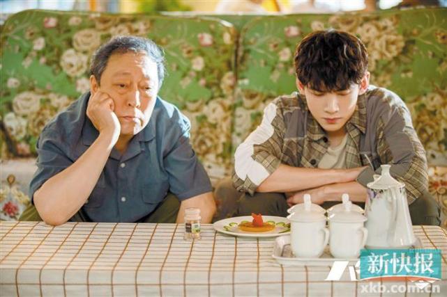 倪大红白敬亭爷孙组合很搞笑