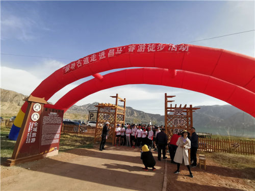 玉门昌马镇邀您一起探寻古道踏春赏花