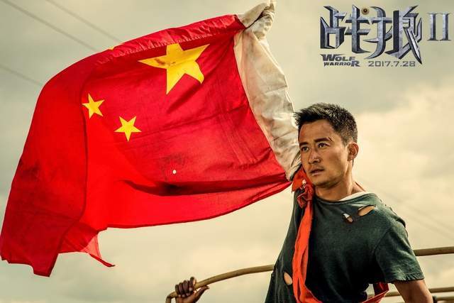 国内电影票房排行榜_2020年中国电影市场跃居全球第一,国产片在全球票房表现夺目