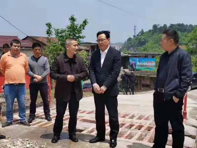 衡阳县:未雨绸缪抓整治 深入屋场做恳谈