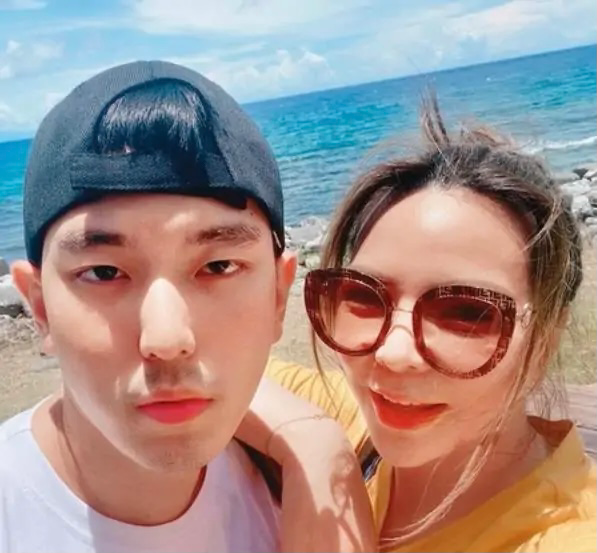 36岁女星张可昀送急诊,怀孕7月肾病复发!为不影响孩子拒绝麻醉