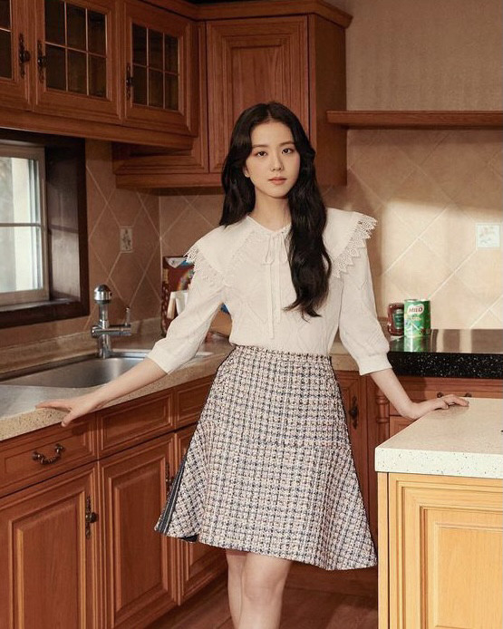 御姐,搭裙如公主,表现力绝|jennie|yg|金智秀|blackpink|颜值|朴彩英