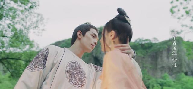 长歌行歌隼3次亲吻两次额头吻唯独这次不仅借位还用它代替