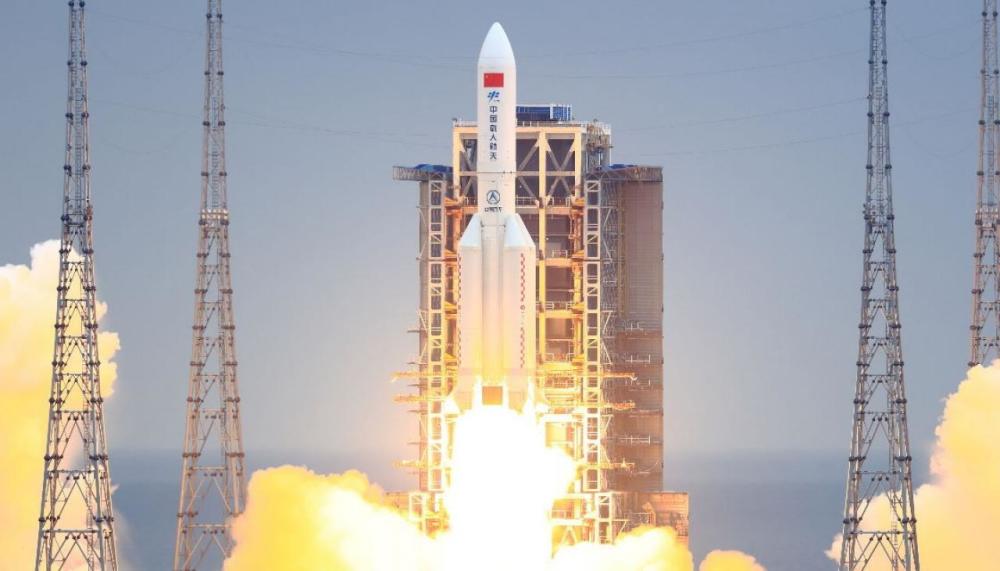 毫无羞耻地扭曲事实,声称中国长征5b火箭发射空间站"天和"核心舱,"给