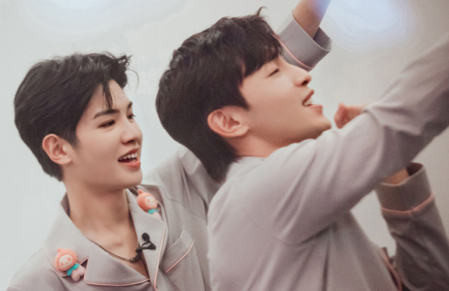 密室大逃脱第三季开播邓伦男友力爆棚王嘉尔格格不入