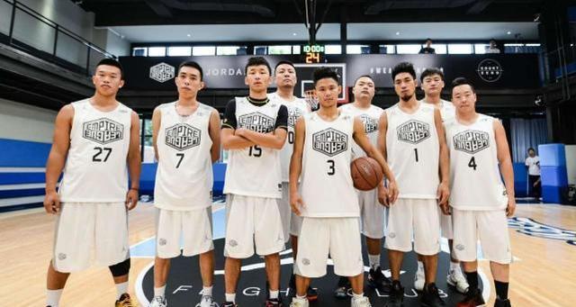 cba 打野球年入百万是真的吗？曾拒绝CBA的中国野球第一人，开球馆了