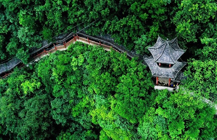 陝西安康:寧陝環山公園