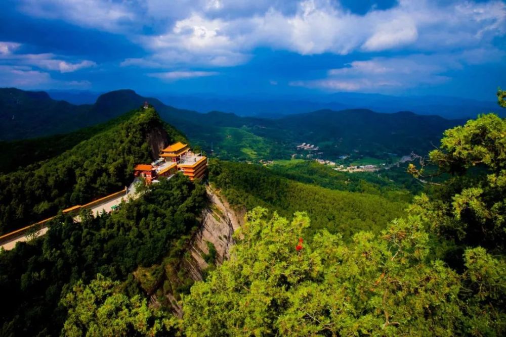 大香山为全运会助力加油