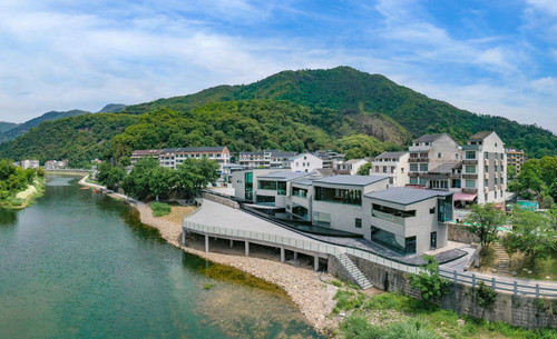 瓯海泽雅龙溪艺术馆开馆迎客_腾讯新闻