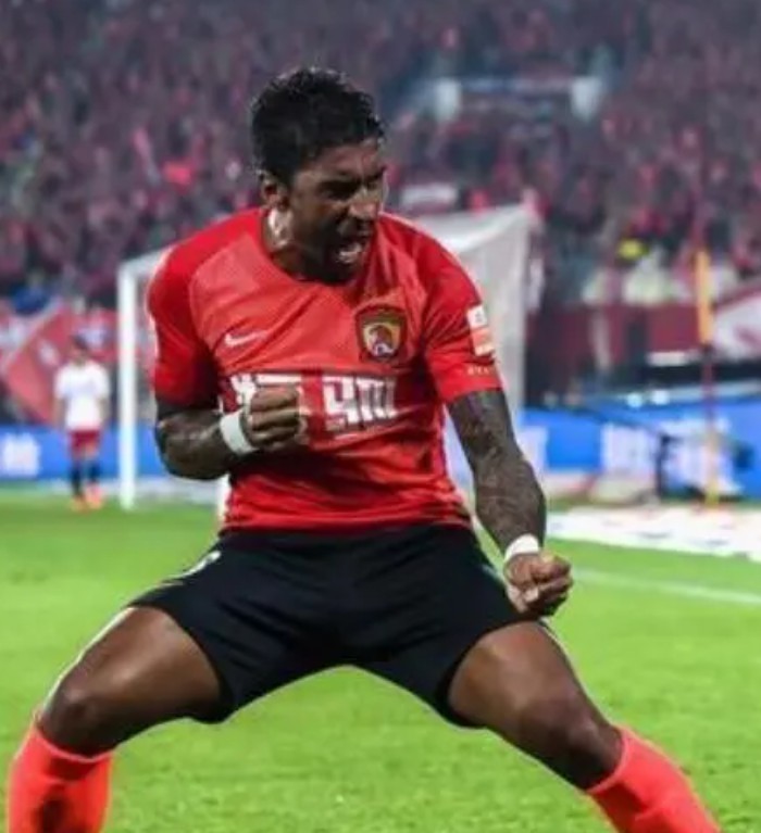 保利尼奥即将转会离开广州队即将失去核心土超有钱砸吗