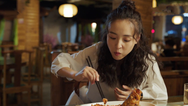 八零九零乔伊频频出手叶小妹太怂了其实她早就宣示主权了