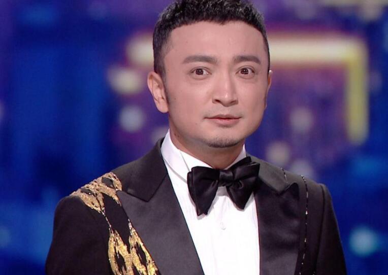 (^人^)李思思借参演《开门大吉》节目之机向主持人尼格买提表达愧疚之