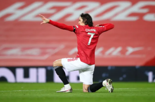 老兵不死c罗之后最好的7号在老特拉福德独领风骚的卡瓦尼