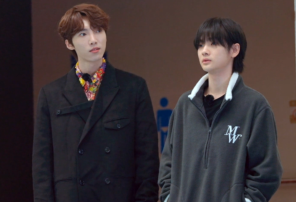 r1se解散团综围炉夜话泳池表演732块钱的用心是感动还是膈应