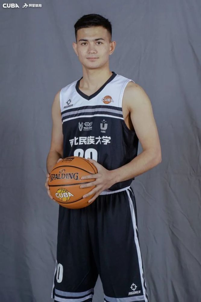 西北民大阿卜杜拉丨打满全场体力无限,连续4场40 创cuba纪录