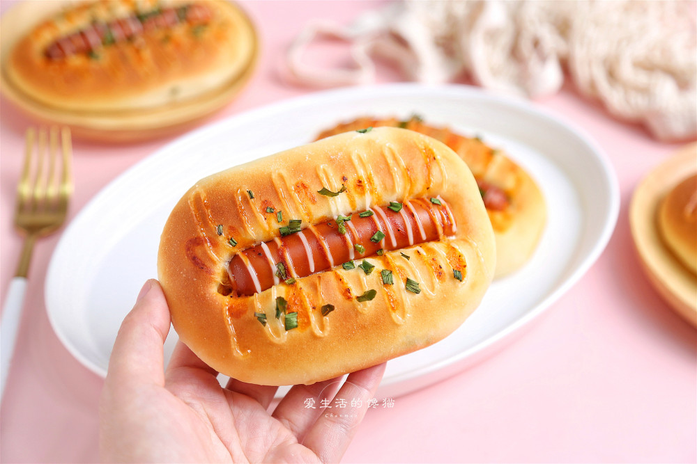热狗面包的懒人做法,用料足,省时省力,香甜柔软,小白也零失败