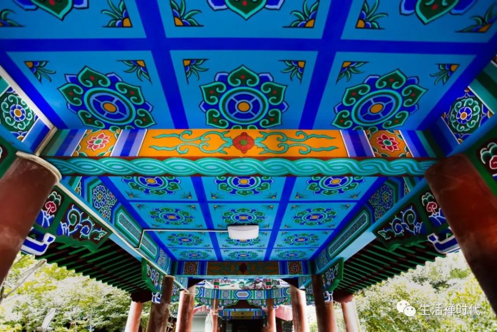最美(90)|高超的营造技艺 华丽的彩绘屋顶