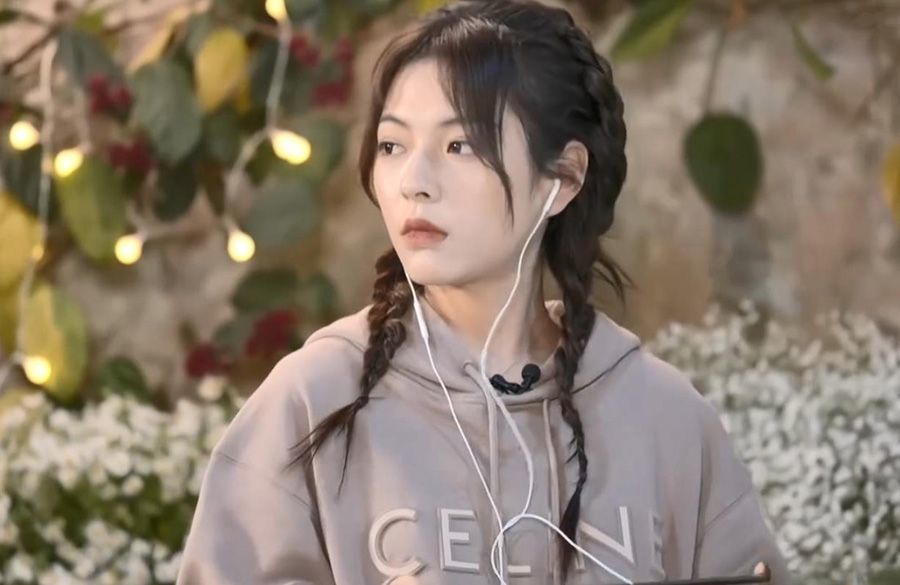 《怦然心动20岁》开播,离开了修图待遇后,素人嘉宾的颜值很真实