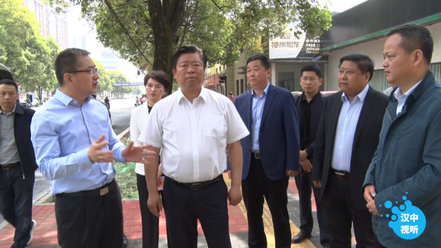 市委常委,常务副市长王浩,市委秘书长王松柏一同参加.