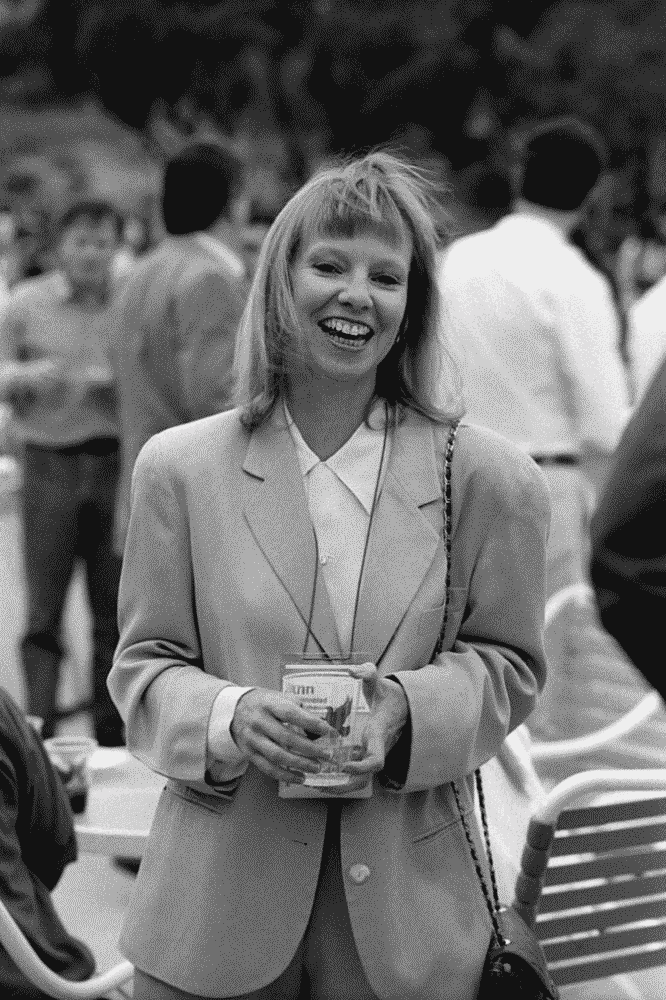 安·温布莱德,出生于1950年的风险投资女商人,微软的投资人,硅谷最