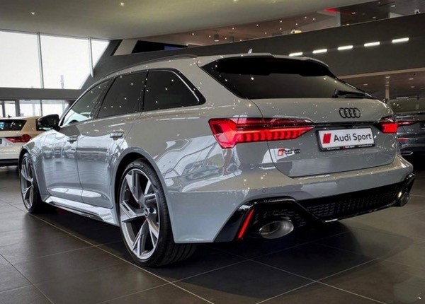 新款奥迪rs6外观实拍图