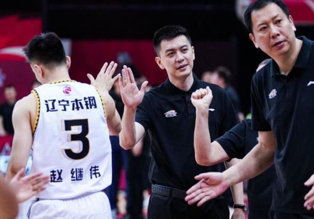 外援 官宣！辽宁首签外援细节曝光，曾是NBA选秀探花，杜锋第四冠悬了
