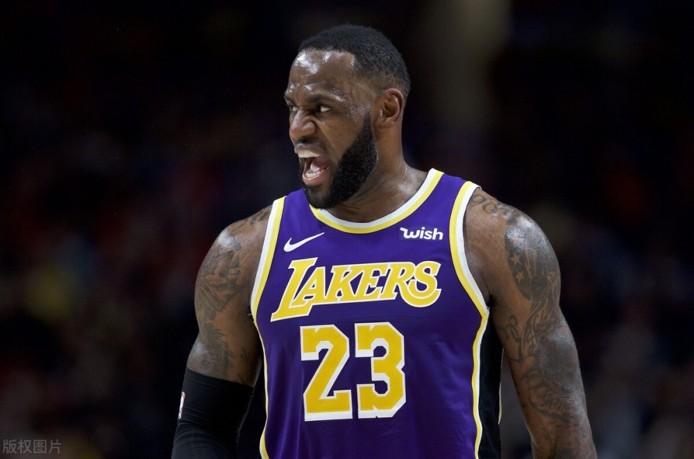 勇士 今日NBA：詹姆斯下周复出，库里一数据比肩乔科，威少第180三双