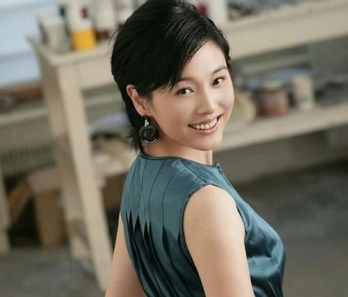 张延,一个被"男人婆"耽误颜值的演员,那些年可惊艳了一个时代