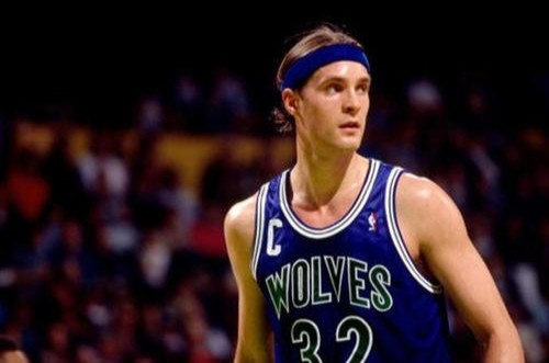 nba 当年和梦一队打奥运会的大学生球员去哪儿了？他没有进入NBA吗？