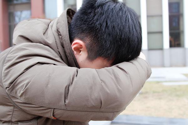 45岁男子突发肢体乏力,以为是脑梗,医生:是这病,比脑梗更凶狠