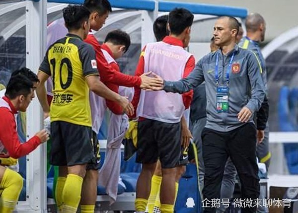 中超 广州VS沧州雄狮前瞻：广州保持专注冲击连胜 阿兰PK穆里奇