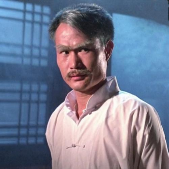 出殡当天引来黑色蝴蝶|林正英|僵尸片|洪金宝|李小龙|一眉道人