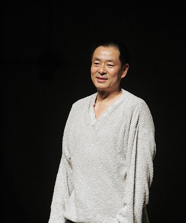 鲁健访谈之对话濮存昕如何看待艺人人设崩塌