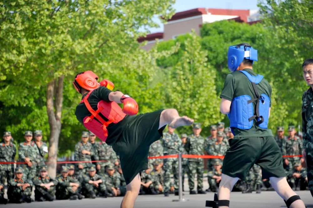 沙场点兵练硬功