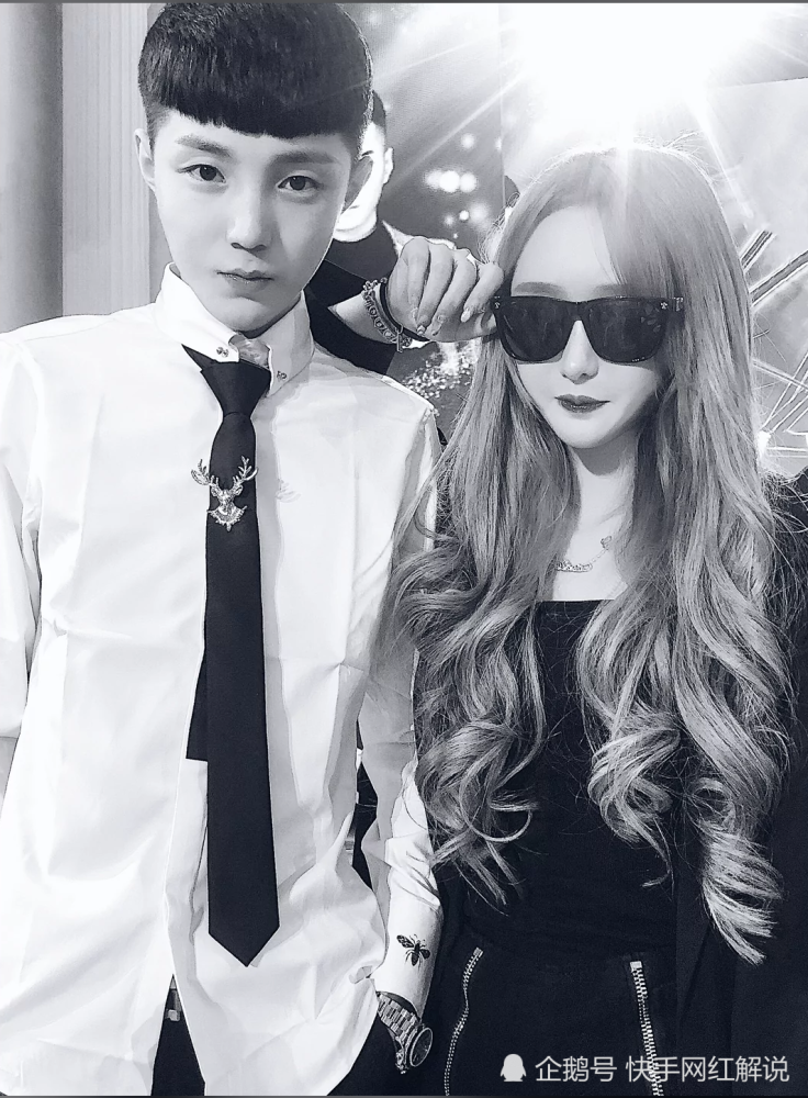 高迪参加漂移赛喜获冠军,展示参赛车辆被撞.大美吐槽陪伴练车太无聊!